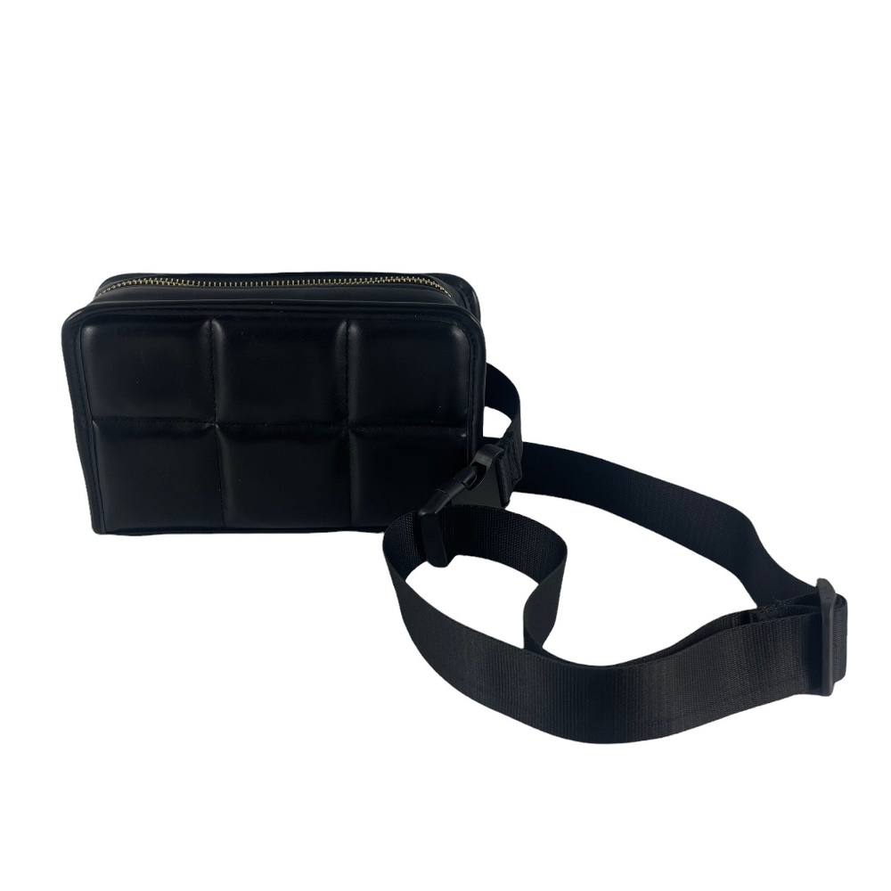 Fit Fab Fun Fall 2021 Amanda Uprichard Belt Bag Fannie Pack Black One Size